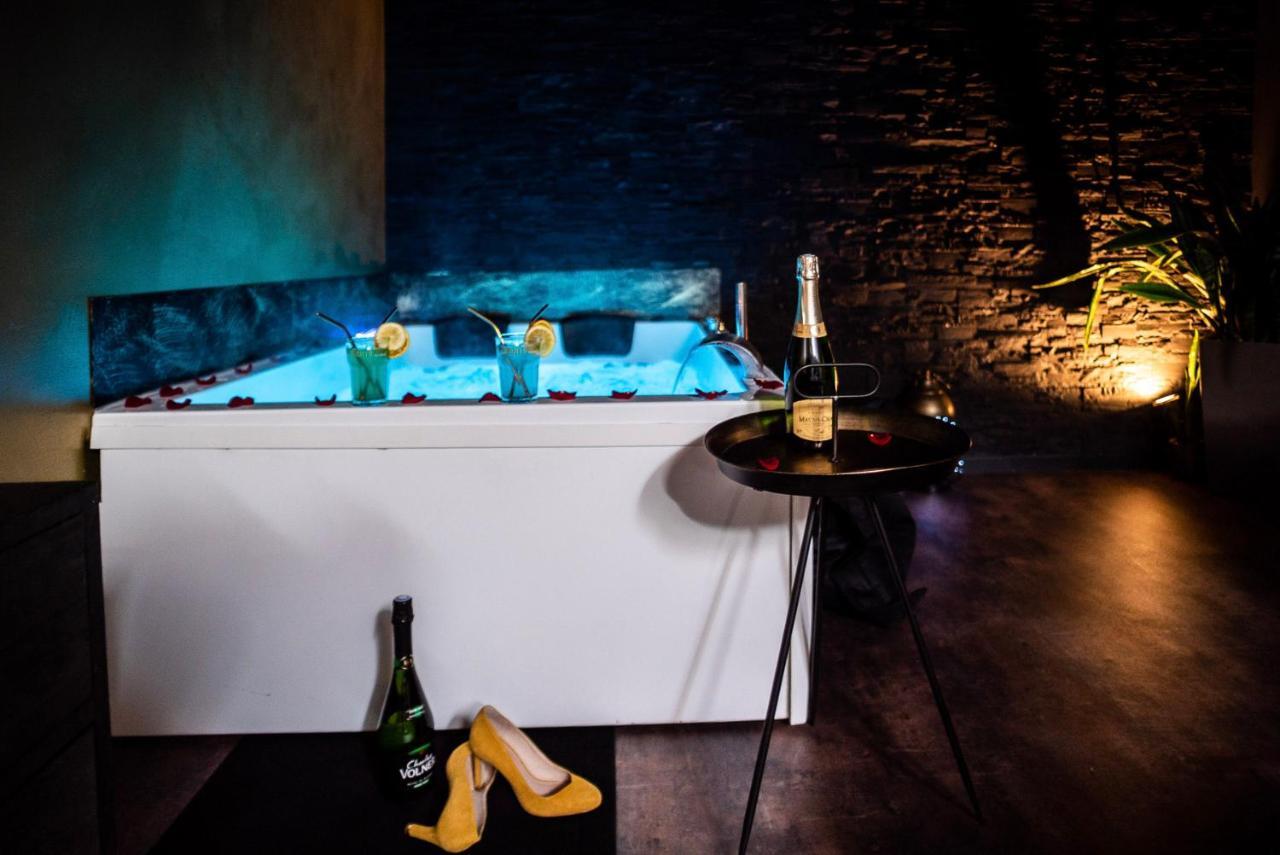 Love Suites & Spa "Le Loft" Avec Jacuzzi Privatif Médis Zewnętrze zdjęcie