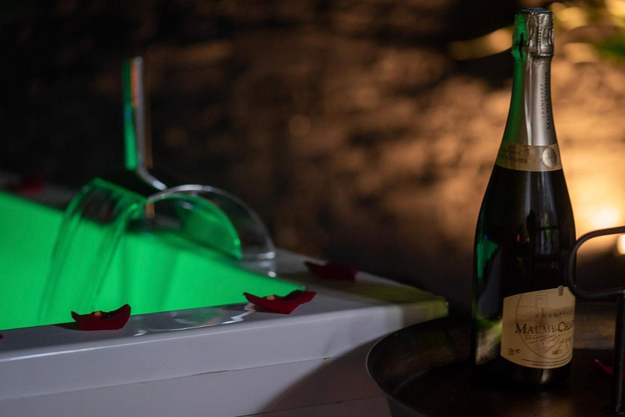Love Suites & Spa "Le Loft" Avec Jacuzzi Privatif Médis Zewnętrze zdjęcie